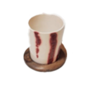 كأس زجاجي طويل مع قاعدة خشبية كأس زجاجي طويل مع قاعدة خشبية